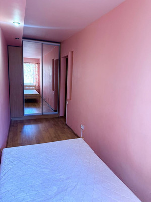 Продам двухкомнатную (2-комн.) квартиру, Пионерская ул, 17, Алушта г