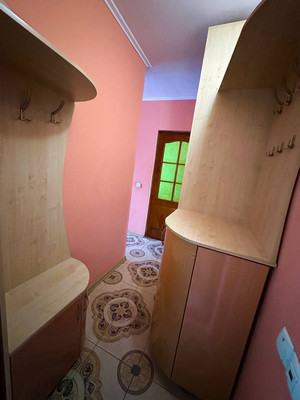 Продам двухкомнатную (2-комн.) квартиру, Пионерская ул, 17, Алушта г