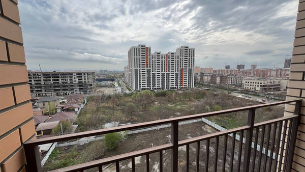 Продам трехкомнатную (3-комн.) квартиру, Степная ул, 1к1, Краснодар г