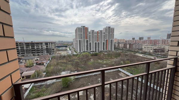 Продам трехкомнатную (3-комн.) квартиру, Степная ул, 1к1, Краснодар г