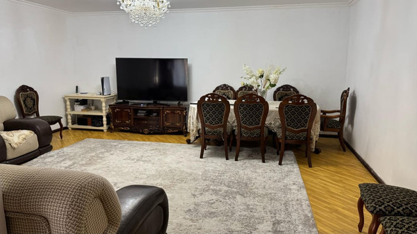 Продам трехкомнатную (3-комн.) квартиру, Ватутина ул, 10, Нальчик г