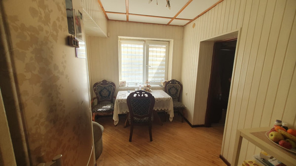 Продам трехкомнатную (3-комн.) квартиру, Ватутина ул, 10, Нальчик г