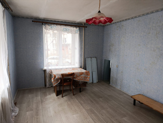 Продам однокомнатную (1-комн.) квартиру, Солнечный пер, 3, Гатчина г