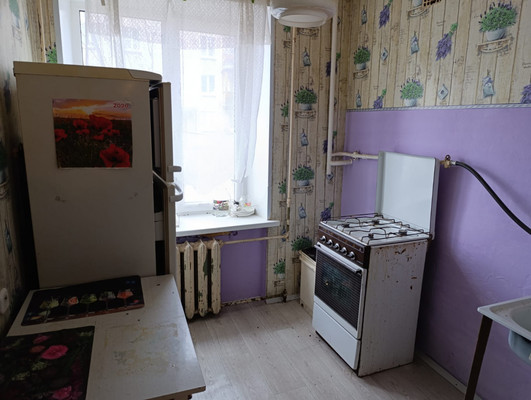 Продам однокомнатную (1-комн.) квартиру, Солнечный пер, 3, Гатчина г