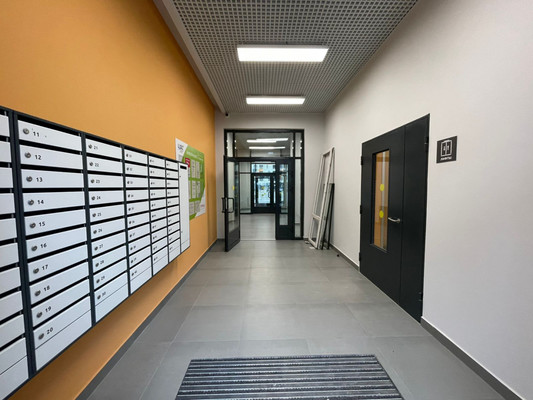 Продам двухкомнатную (2-комн.) квартиру, Первых ул, 4к5, Новосаратовка д