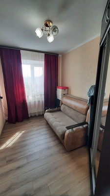 Продам трехкомнатную (3-комн.) квартиру, Франко ул, 9, Саки г
