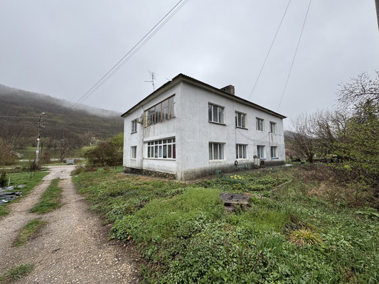 Продам трехкомнатную (3-комн.) квартиру, Речная ул, 7Б, Баланово с