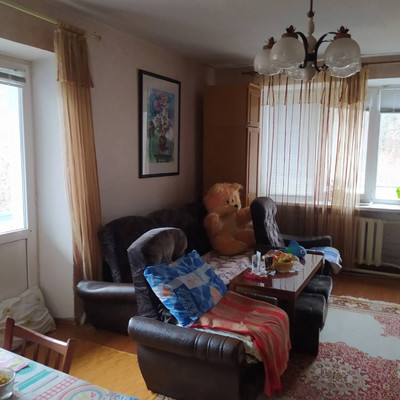 Продам трехкомнатную (3-комн.) квартиру, Речная ул, 7Б, Баланово с