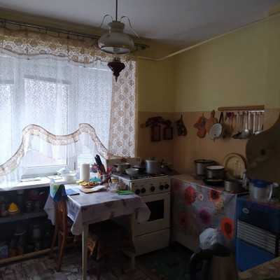 Продам трехкомнатную (3-комн.) квартиру, Речная ул, 7Б, Баланово с
