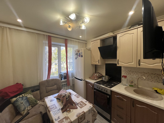 Продам двухкомнатную (2-комн.) квартиру, Трубаченко ул, 24, Симферополь г