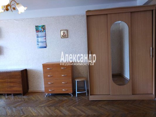 Продам однокомнатную (1-комн.) квартиру, Краснопутиловская ул, 64, Санкт-Петербург г
