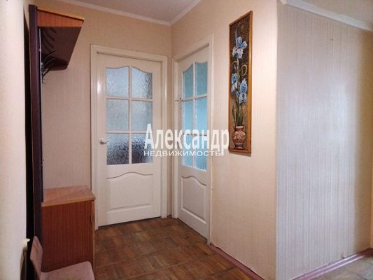 Продам двухкомнатную (2-комн.) квартиру, Кингисеппское ш, 8, Красное Село г
