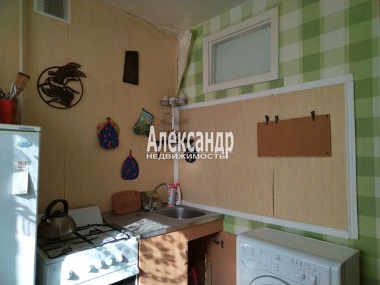 Продам двухкомнатную (2-комн.) квартиру, Кингисеппское ш, 8, Красное Село г