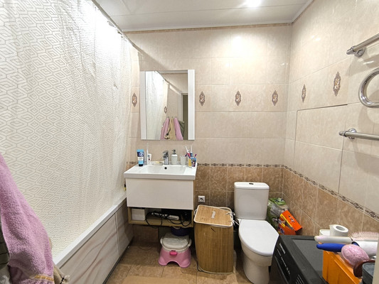 Продам двухкомнатную (2-комн.) квартиру, Колхозная ул, 20, Услонь д
