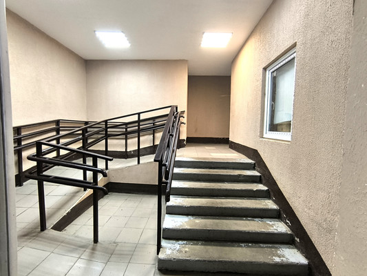 Продам двухкомнатную (2-комн.) квартиру, Колхозная ул, 20, Услонь д