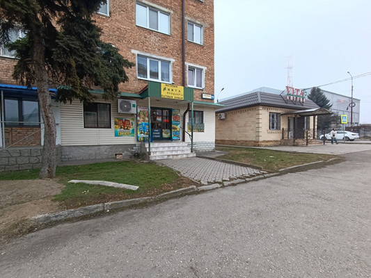 Продам торговое помещение 42,7 м2, Ленина ул, 79, Нарткала г