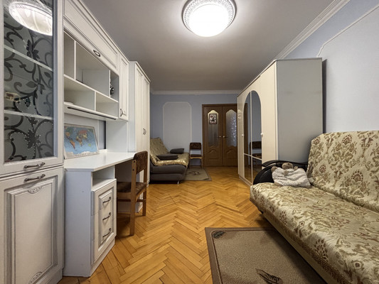 Продам двухкомнатную (2-комн.) квартиру, 2 Таманской Дивизии ул, 424, Нальчик г