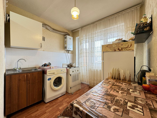 Продам однокомнатную (1-комн.) квартиру, Ашурова ул, 20, Нальчик г