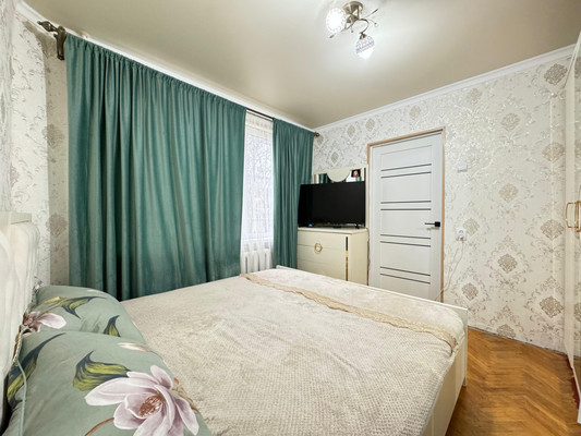 Продам трехкомнатную (3-комн.) квартиру, Ингушская ул, 19, Нальчик г