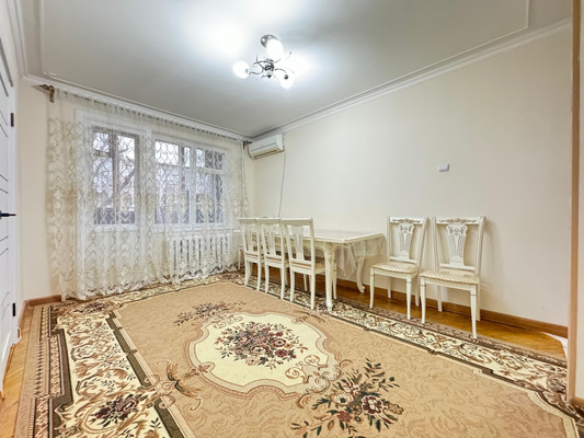 Продам трехкомнатную (3-комн.) квартиру, Ингушская ул, 19, Нальчик г