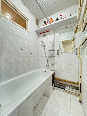 Продам трехкомнатную (3-комн.) квартиру, Ингушская ул, 19, Нальчик г
