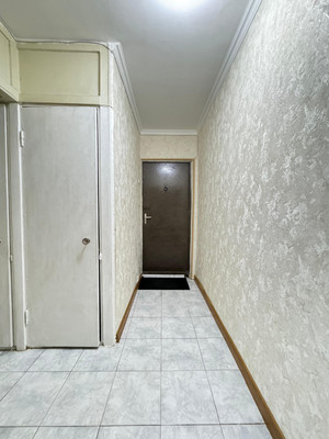 Продам трехкомнатную (3-комн.) квартиру, Ингушская ул, 19, Нальчик г