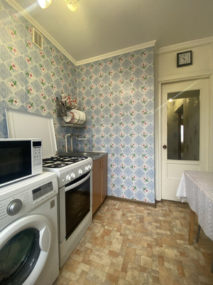 Продам двухкомнатную (2-комн.) квартиру, Калмыкова ул, 229к2, Нальчик г