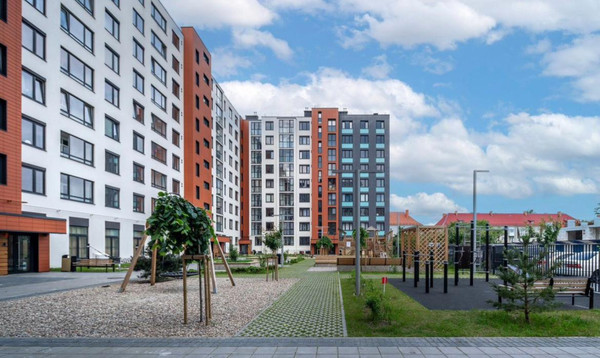 Продам двухкомнатную (2-комн.) квартиру (долевое), Батальная ул, Калининград г
