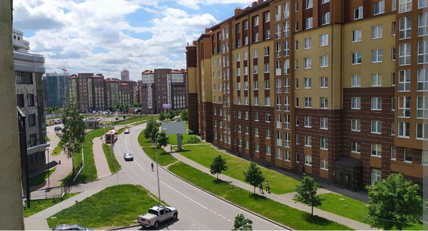 Продам двухкомнатную (2-комн.) квартиру, Шахматная ул, 2, Калининград г