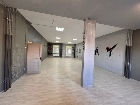 Сдам коммерческое помещение 138 м2, Тихоокеанская ул, 1к2, Парголово п