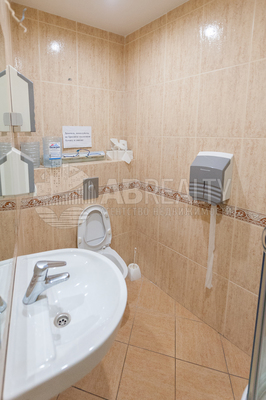 Продам офисное помещение 527,5 м2, Ильинка ул, 4, Москва г