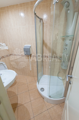 Продам офисное помещение 527,5 м2, Ильинка ул, 4, Москва г