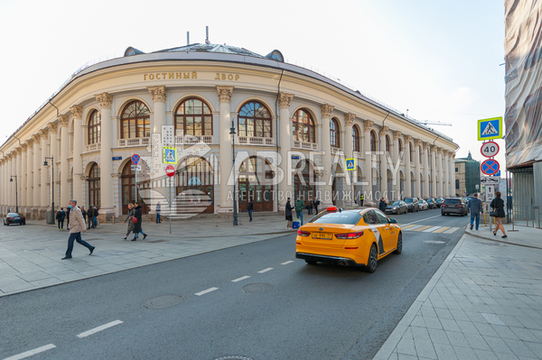 Продам офисное помещение 1 099,6 м2, Ильинка ул, 4, Москва г