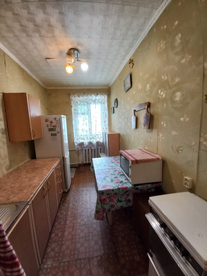 Продам двухкомнатную (2-комн.) квартиру, Железнодорожная ул, 9, Ягодный п