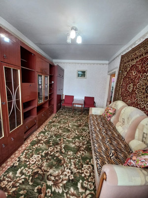 Продам двухкомнатную (2-комн.) квартиру, Железнодорожная ул, 9, Ягодный п