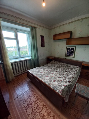 Продам двухкомнатную (2-комн.) квартиру, Железнодорожная ул, 9, Ягодный п