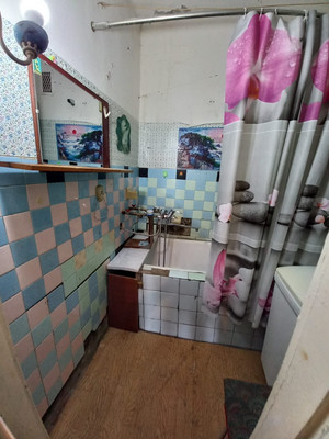 Продам двухкомнатную (2-комн.) квартиру, Железнодорожная ул, 9, Ягодный п