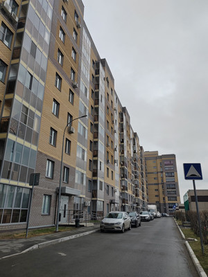 Продам двухкомнатную (2-комн.) квартиру, Маршрутная ул, 17к1, Казань г