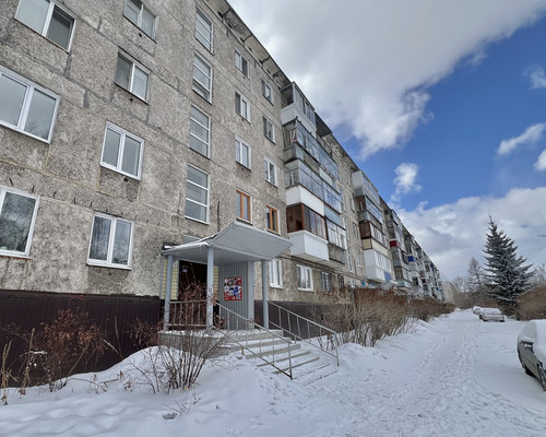 Продам двухкомнатную (2-комн.) квартиру, Молодежная ул, 22А, Нижний Тагил г