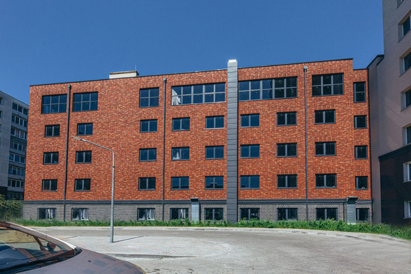 Продам коммерческое помещение 6 911,2 м2, Б.Хмельницкого ул, 52, Калининград г