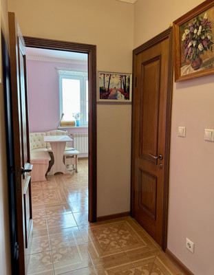Продам трехкомнатную (3-комн.) квартиру, Молодежная ул, 27, Речицы с