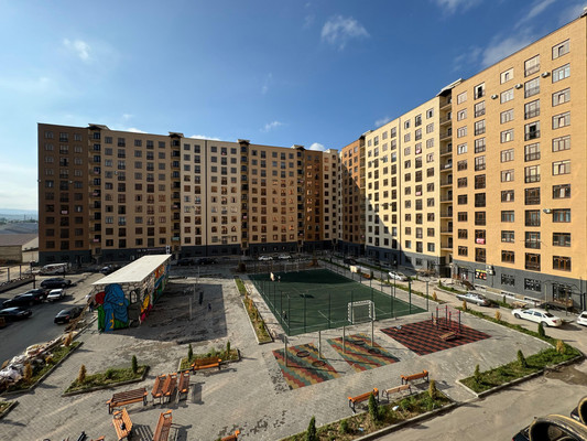 Продам двухкомнатную (2-комн.) квартиру, Шарданова ул, 52ка, Нальчик г