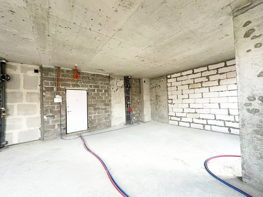 Продам трехкомнатную (3-комн.) квартиру, МКАД 27 км, 2, Ближние Прудищи д