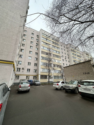 Продам двухкомнатную (2-комн.) квартиру, Амирхана Еники ул, 2/53, Казань г