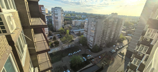 Сдам двухкомнатную (2-комн.) квартиру, Старокубанская ул, 123А, Краснодар г