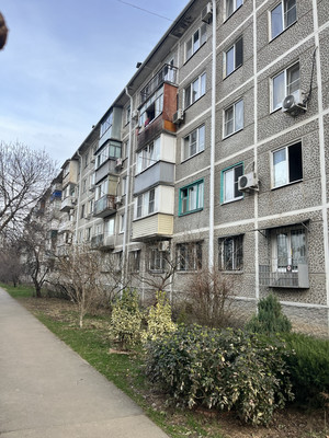 Продам трехкомнатную (3-комн.) квартиру, Путевая ул, 66, Краснодар г