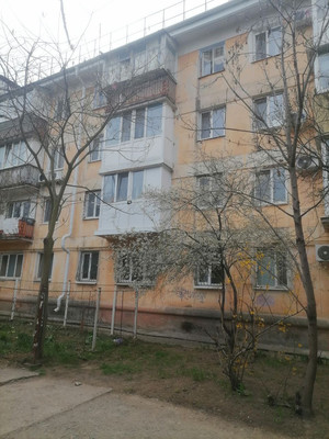 Продам двухкомнатную (2-комн.) квартиру, Яблочкова ул, 15, Грэсовский пгт