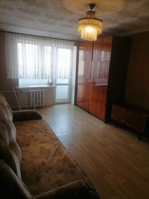 Продам двухкомнатную (2-комн.) квартиру, Яблочкова ул, 15, Грэсовский пгт