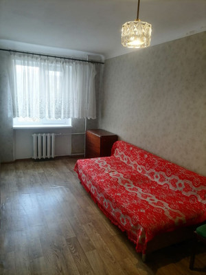 Продам двухкомнатную (2-комн.) квартиру, Яблочкова ул, 15, Грэсовский пгт