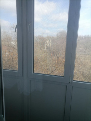 Продам двухкомнатную (2-комн.) квартиру, Яблочкова ул, 15, Грэсовский пгт